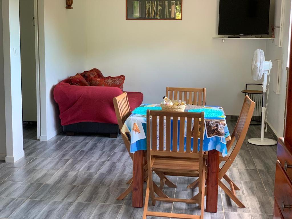 Appartement Milo 1 Bouillante Bagian luar foto